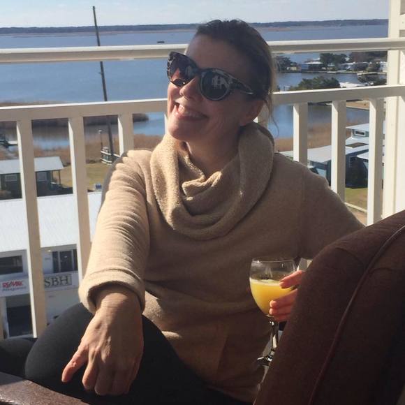 Meet your Posher, Linda - Picture 1 of 1